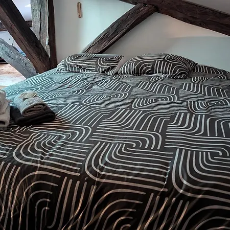 Apartment Charming For Two In The 10th